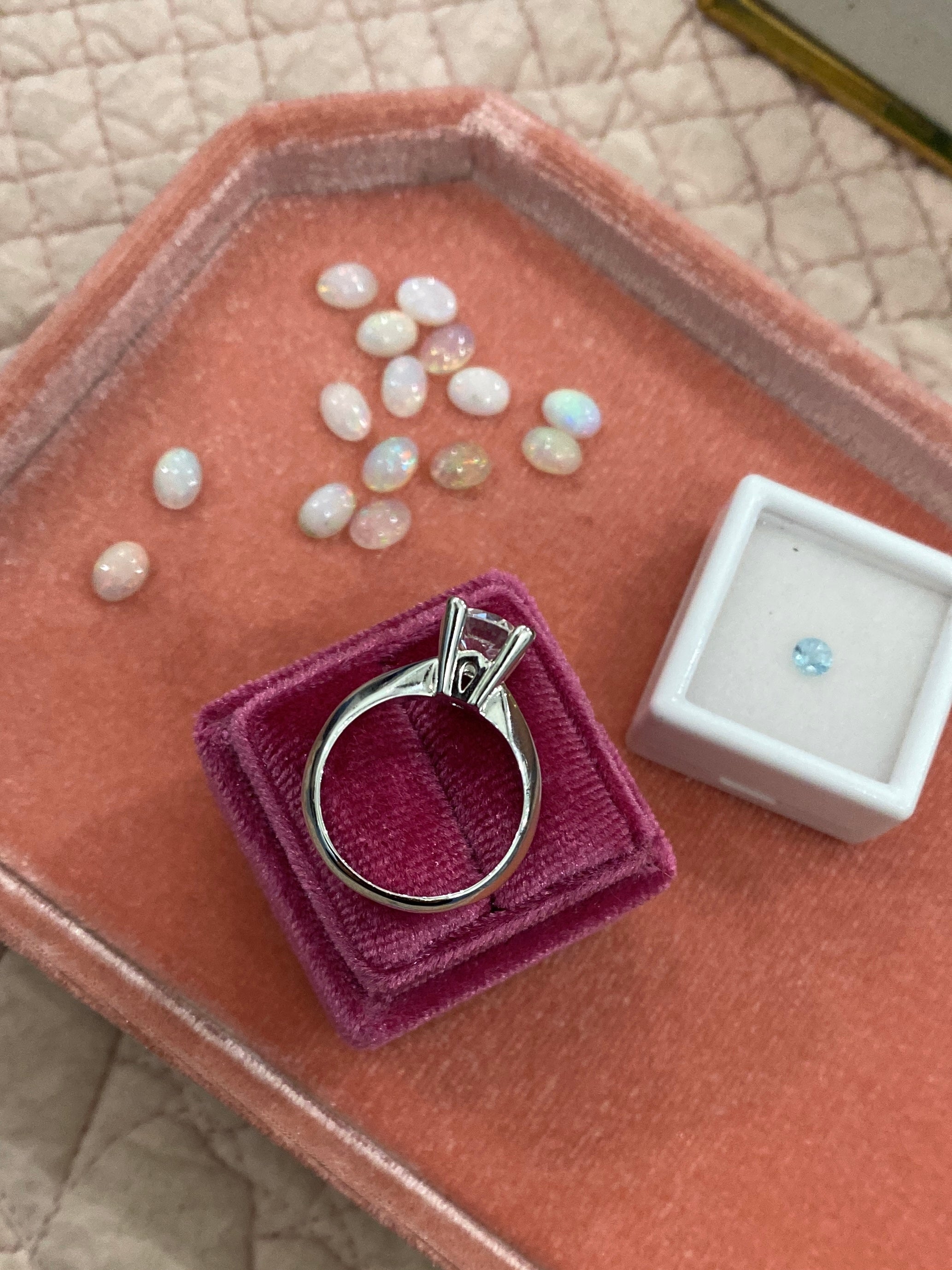 ANELLO SOLITARIO 6mm con MOISSANITE