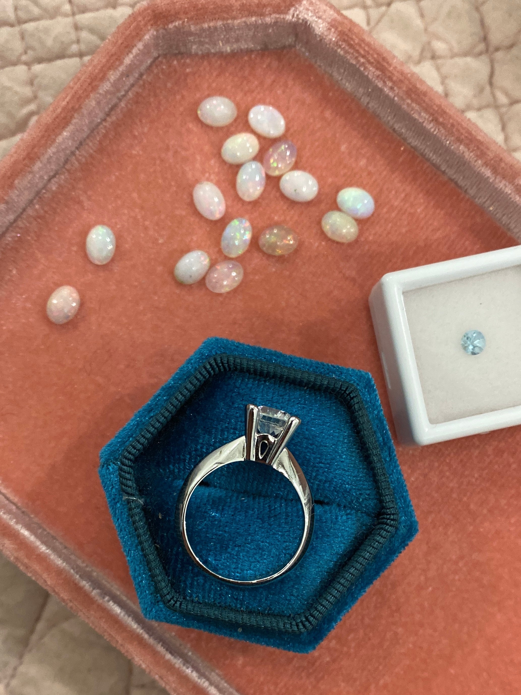 ANELLO SOLITARIO 6mm con MOISSANITE