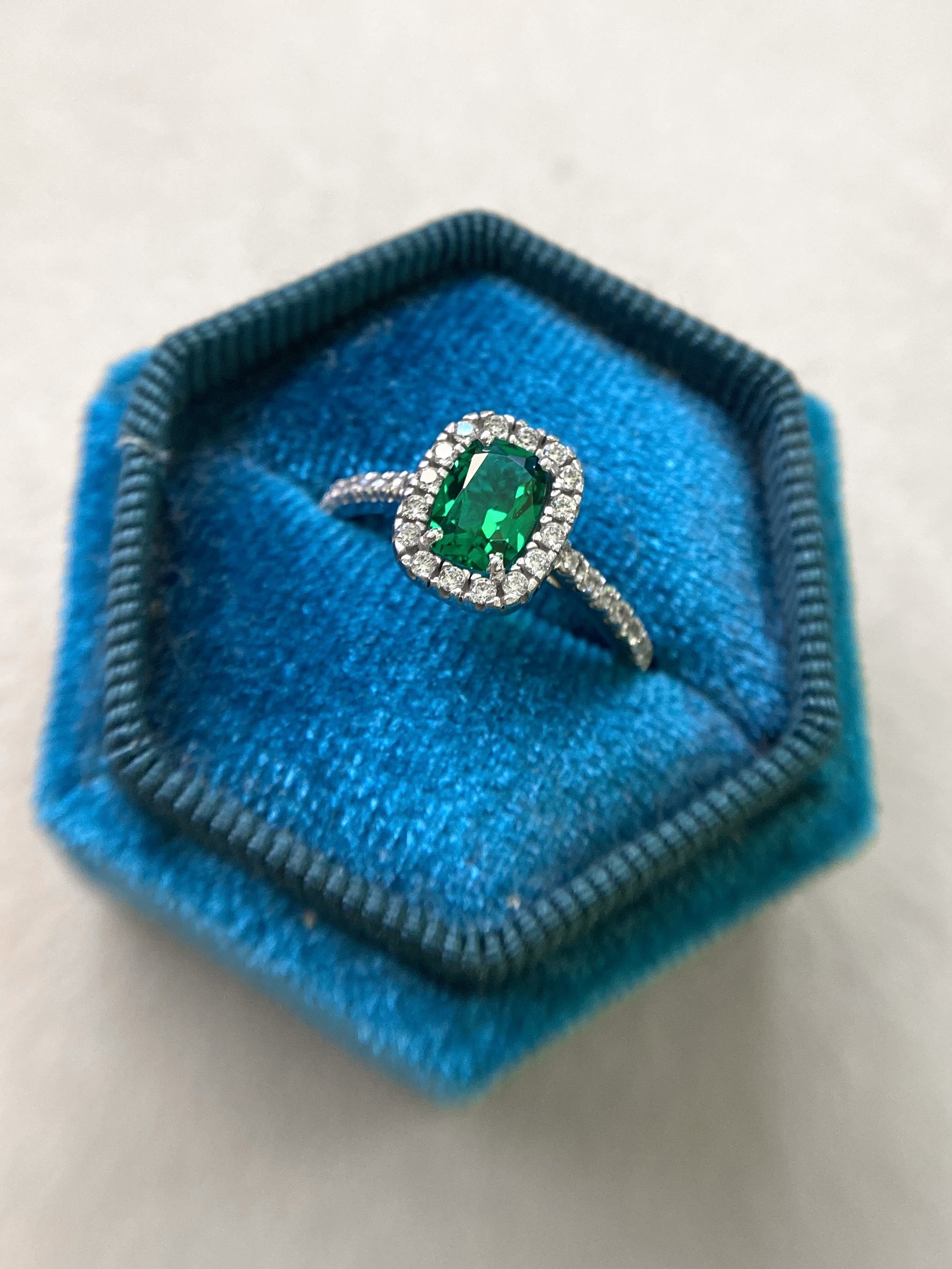 KATE HALO VERDE SMERALDO