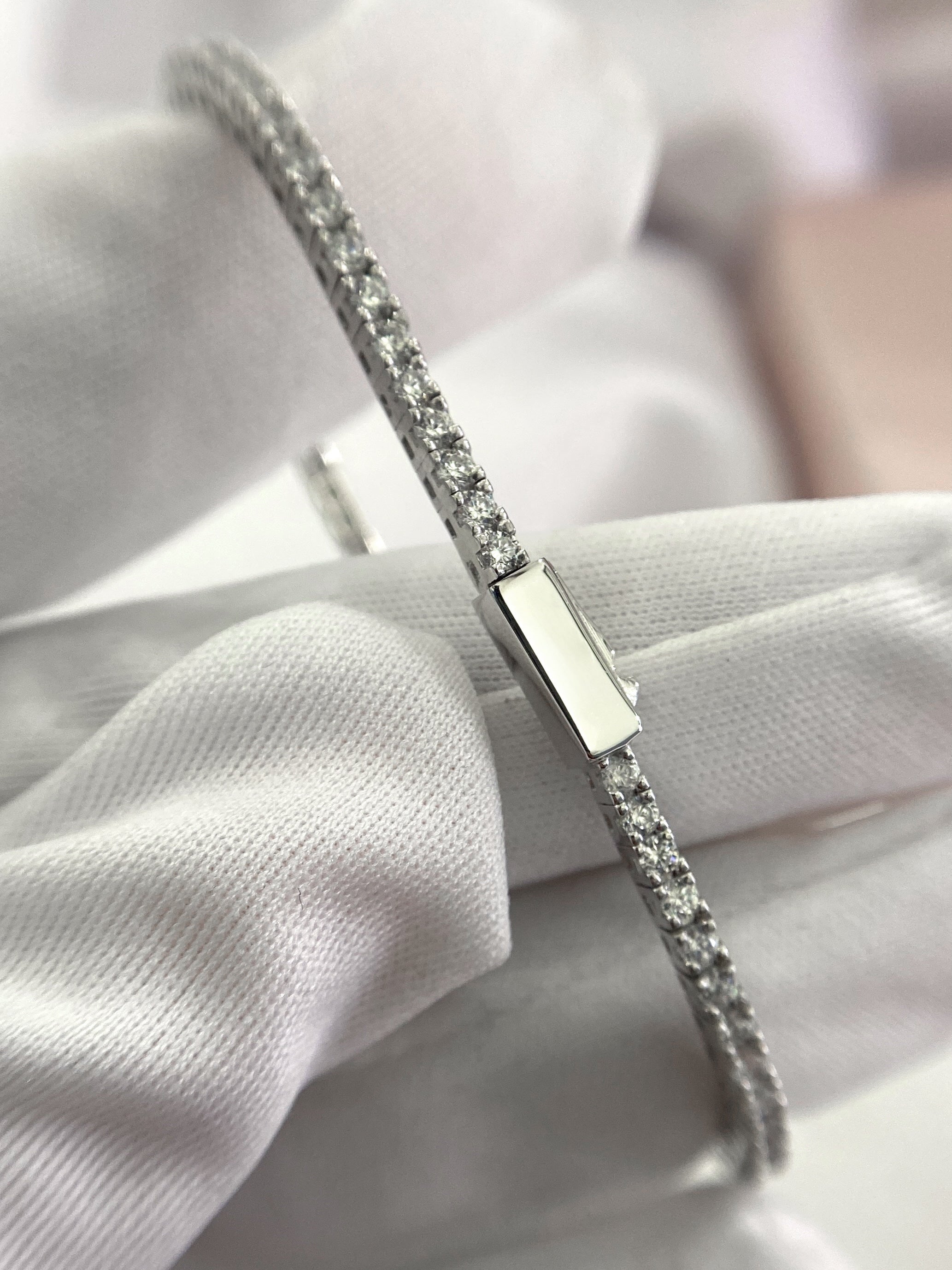 Tennis 2/2.5mm white stones