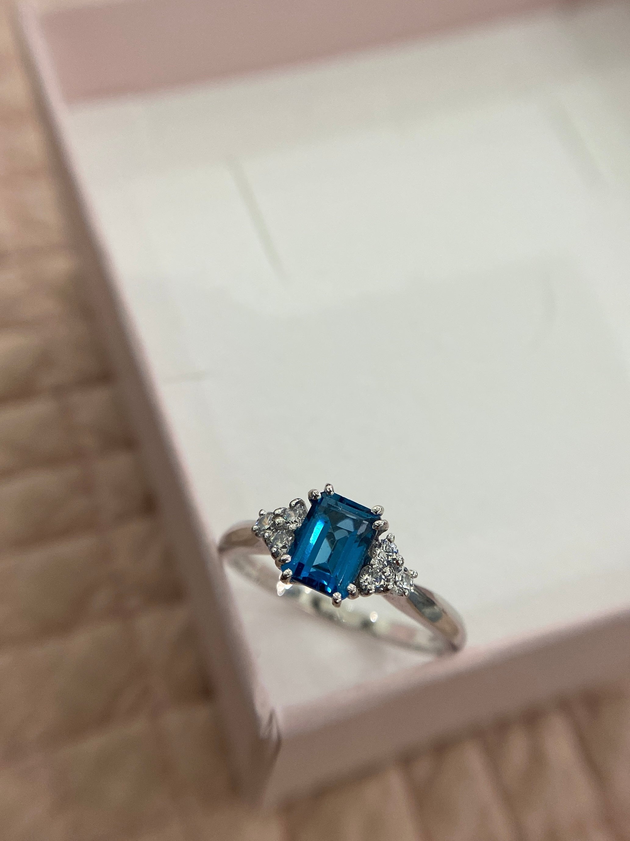 ANELLO PRINCESS TOPAZIO LONDON NATURALE MISURA 18