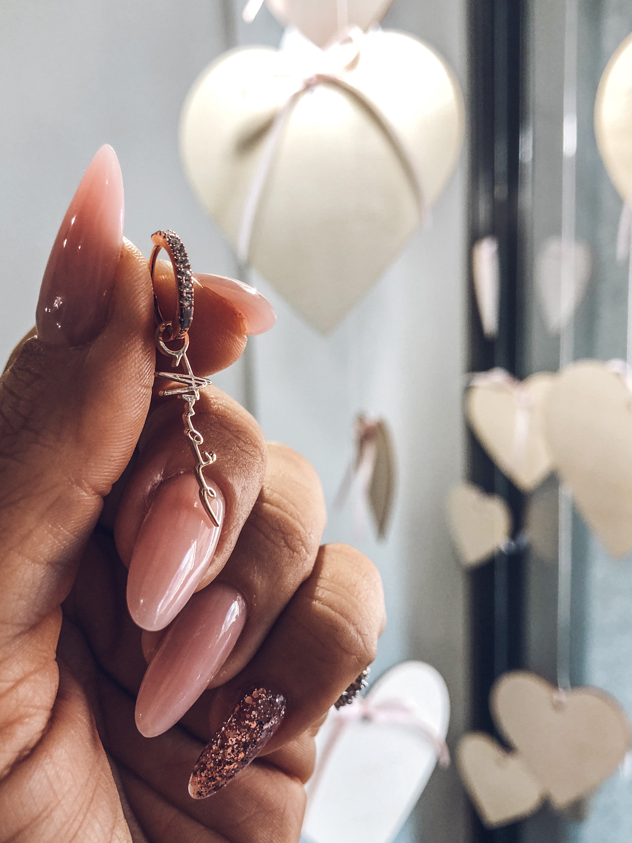 HOOPS EARRINGS WITH HEART/STAR